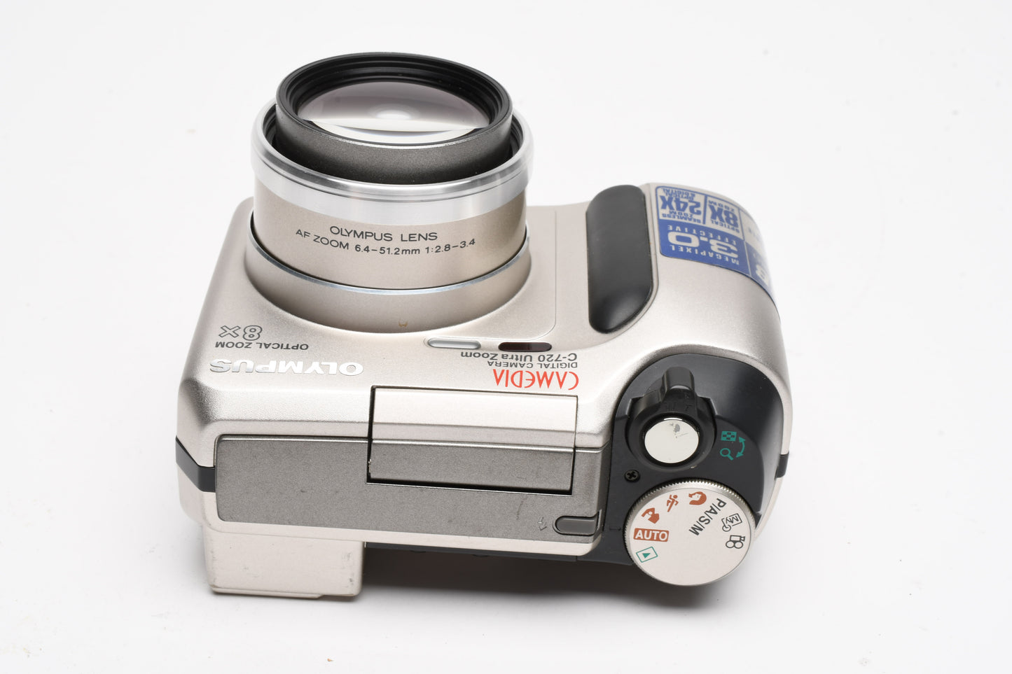 Olympus C-720 3MP Camedia Digital Point&Shoot w/Case, cap, 128MB card