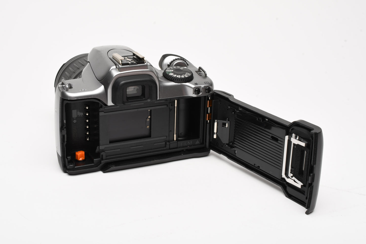 Canon EOS Rebel K2 35mm SLR w/28-90mm F4-5.6 III, Clean, Tested