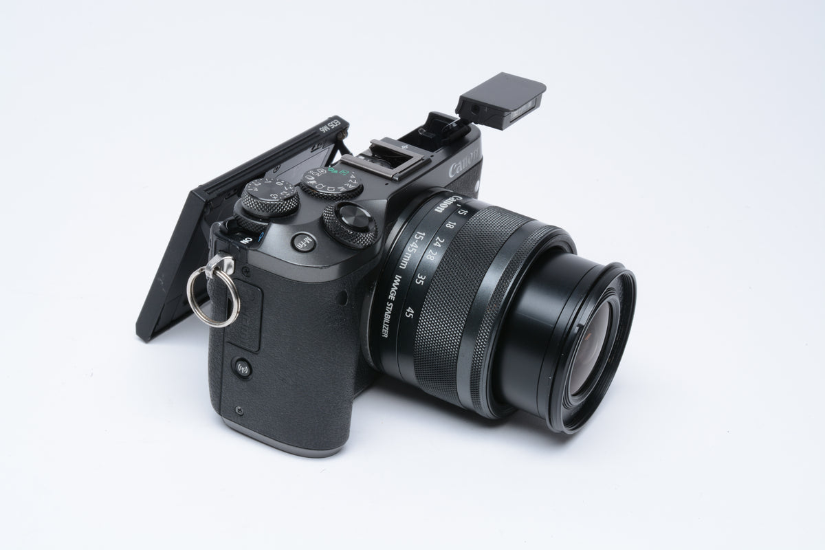 Canon EOS M6 Mirrorless Camera w/ EF-M 15-45mm f3.5-6.3 IS STM++