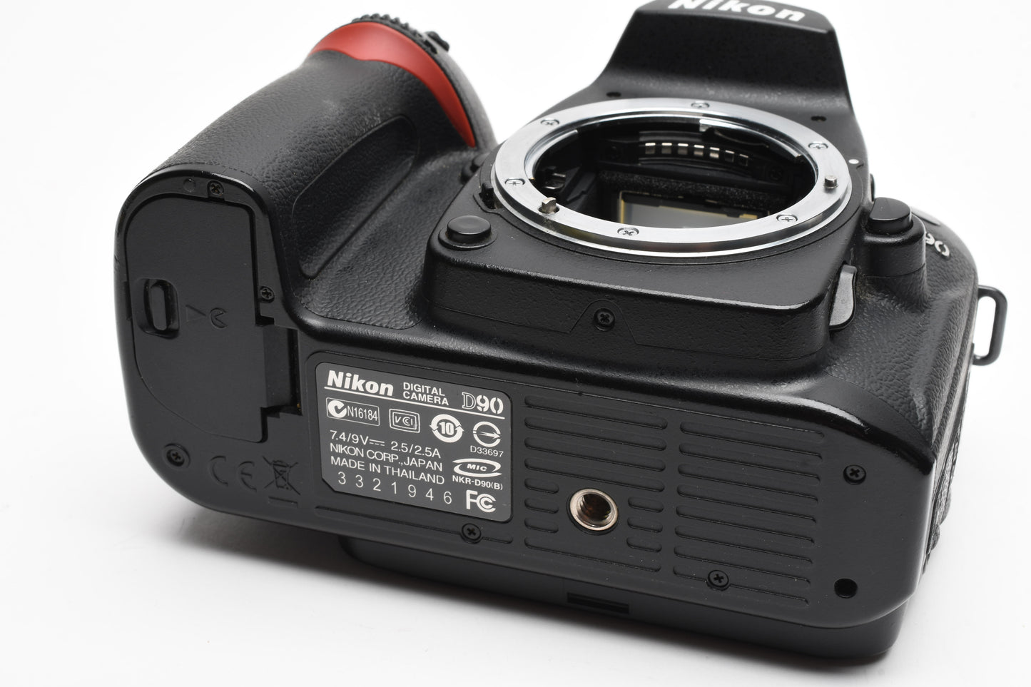 Nikon D90 DSLR body, batt, charger, strap, 2X books, 14K Acts