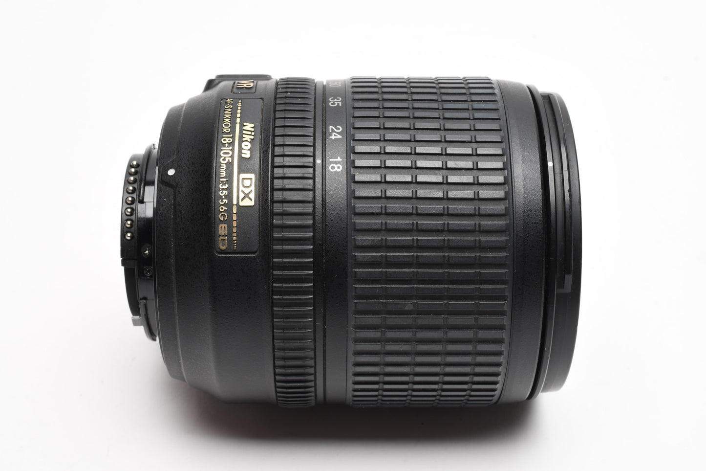 Nikon AF-S 18-105mm f3.5-5.6G ED DX VR zoom lens, caps, clean, Nice