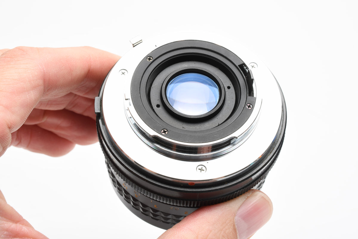 Focal MC Auto 28mm F2.8 Wide Angle Lens for Minolta MD Mount w/Caps, Good, Read*