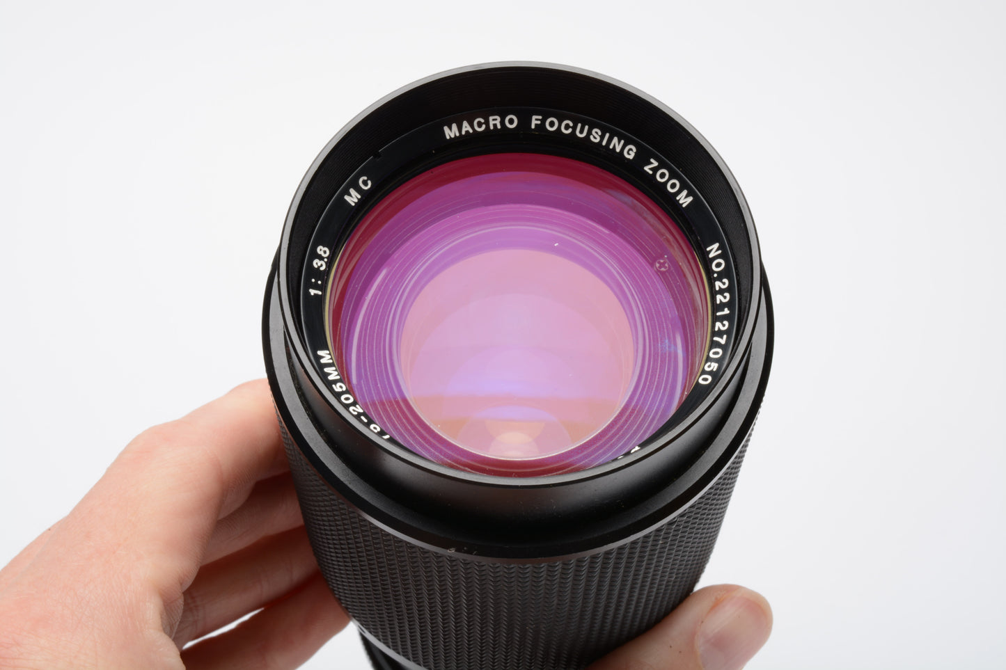 Vivitar MF 75-205mm f3.8 MC Macro Focusing zoom lens for Nikon AI, Caps