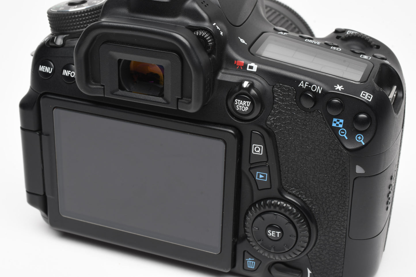 Canon EOS 70D DSLR w/EFS 18-55mm IS STM, Only 20K Acts, Great!