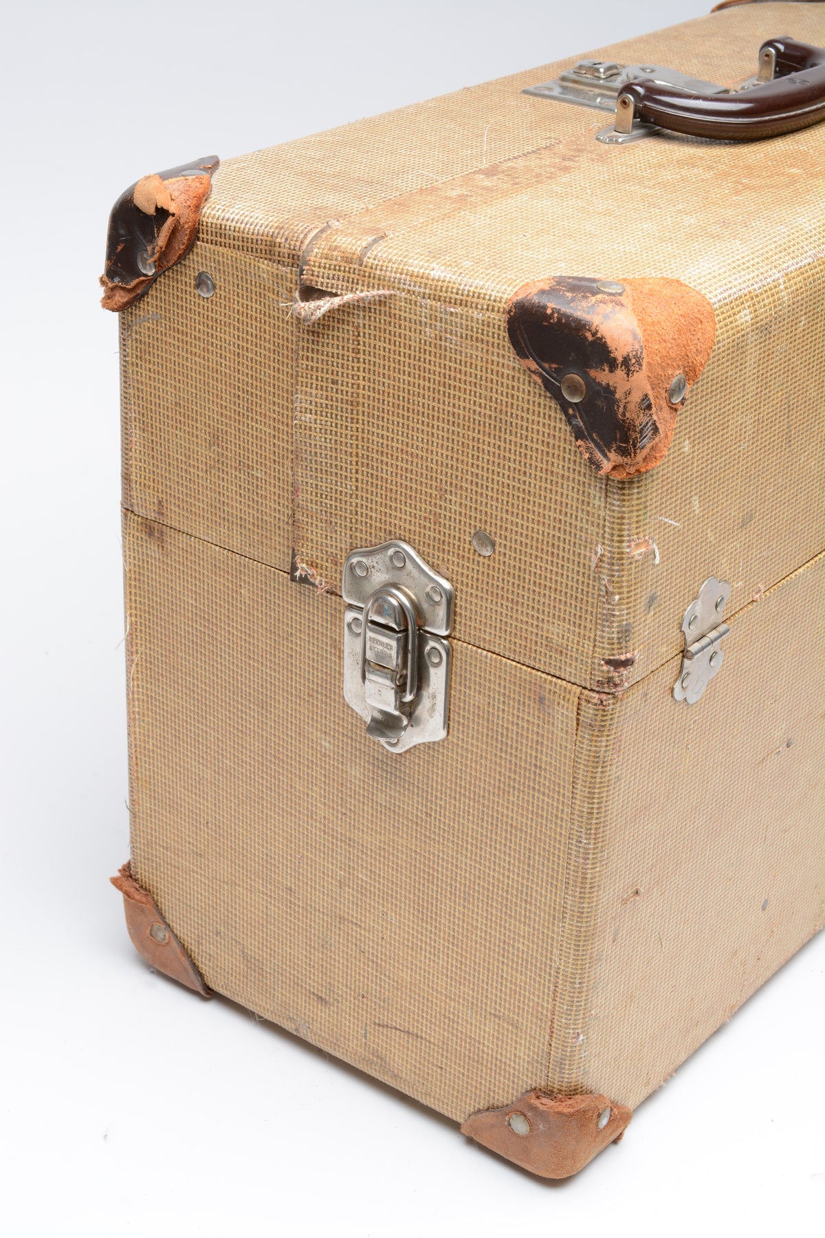 4x5 camera case, Vintage, Great design, ~19.5 x 9 x 14", w/Key
