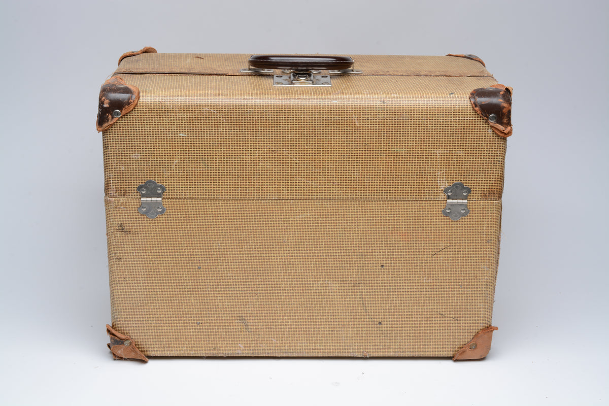 4x5 camera case, Vintage, Great design, ~19.5 x 9 x 14", w/Key