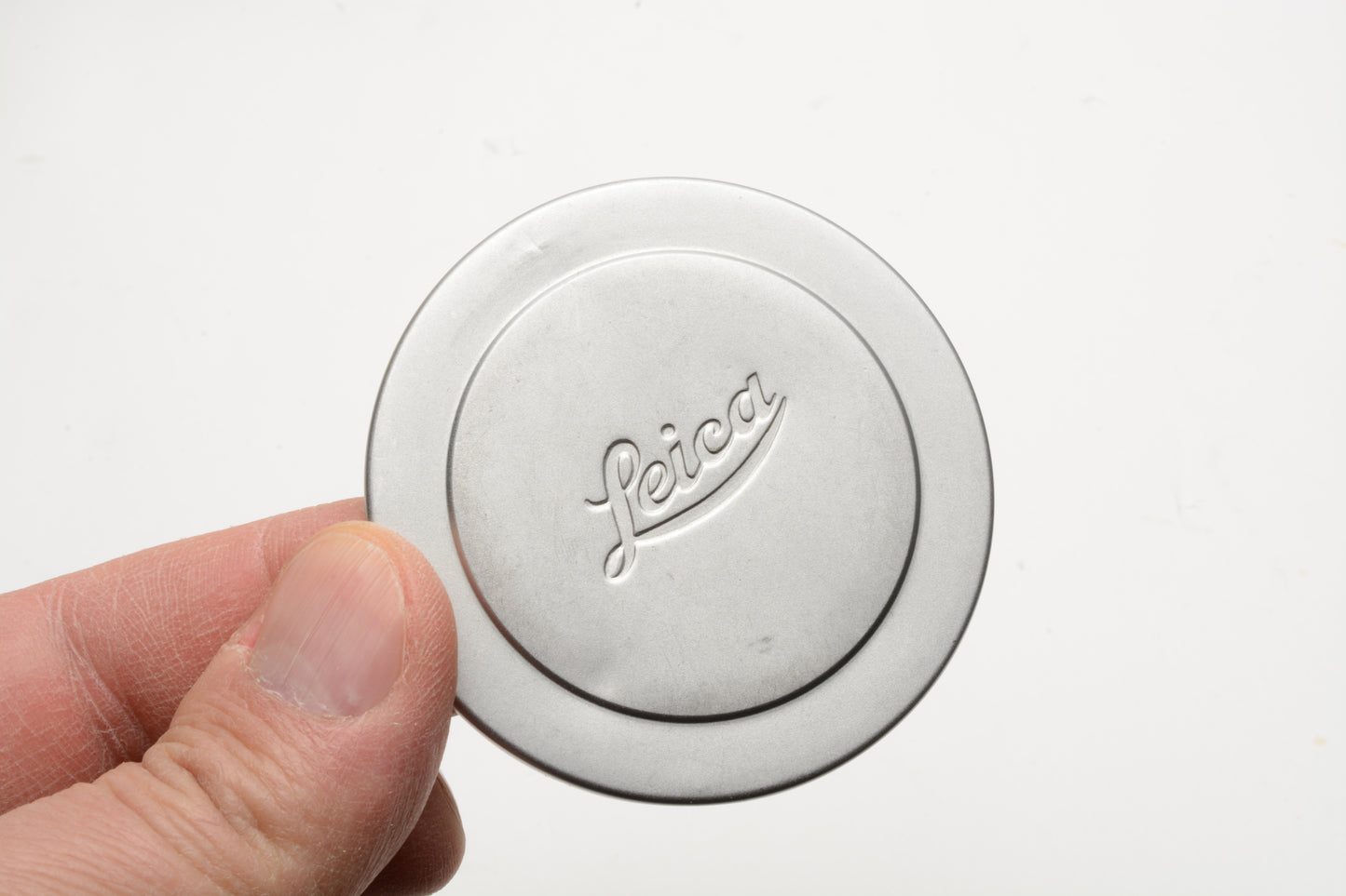 Leica 65mm Chrome Metal Cap, Clean