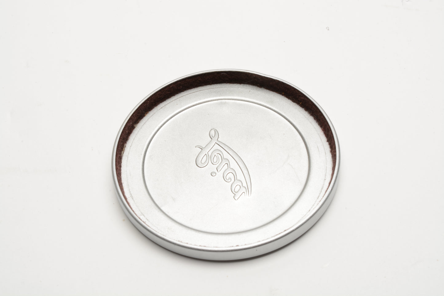 Leica 65mm Chrome Metal Cap, Clean