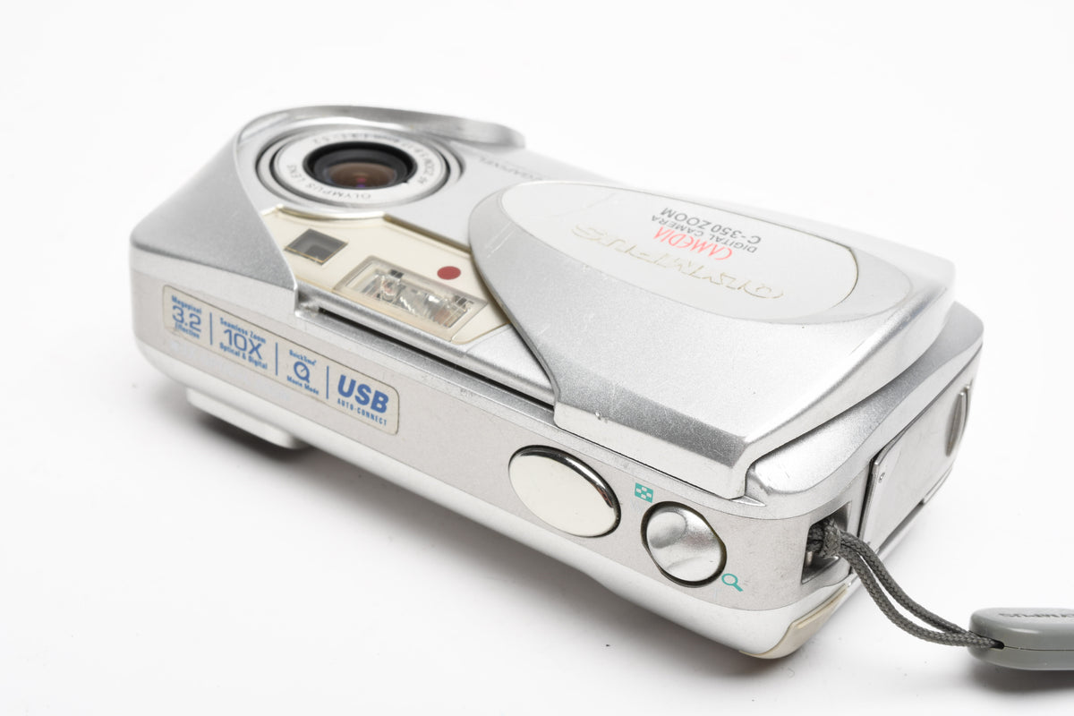 Olympus Camedia C-350 Zoom 3.2MP Digital Point&Shoot camera w/Strap, 16MB XD Card, Nice