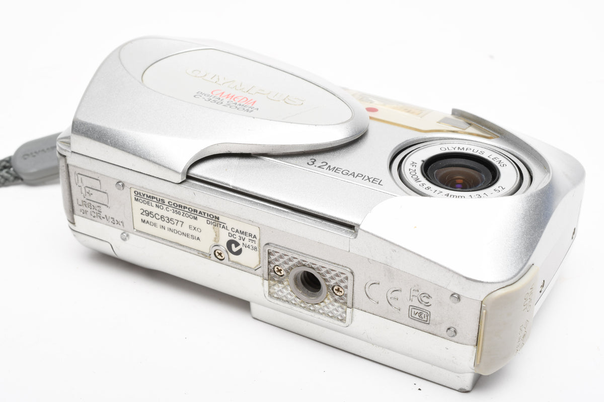 Olympus Camedia C-350 Zoom 3.2MP Digital Point&Shoot camera w/Strap, 16MB XD Card, Nice
