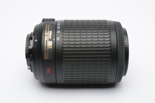 Nikon AFS Nikkor 55-200mm F4-5.6G IF ED DX VR zoom lens, caps