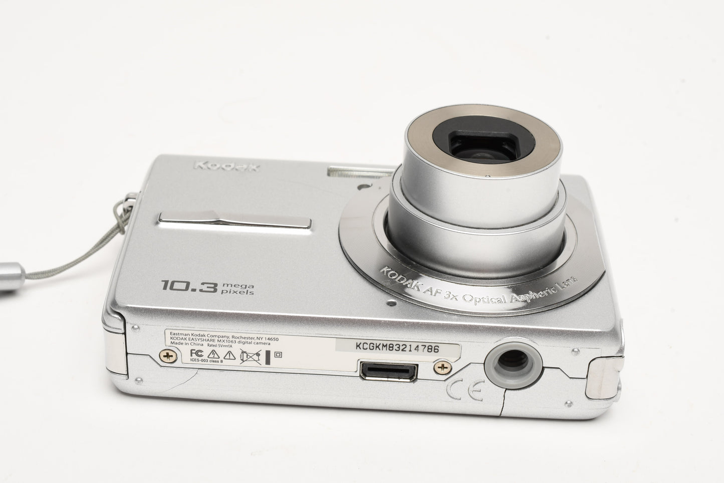 Kodak EasyShare M1063 10.3MP Digital Point&Shoot, Batt+charger+USB