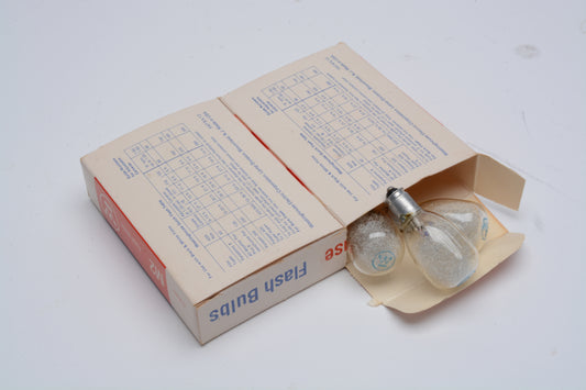 Bundle of 12 Westinghouse M2 Flash bulbs in original box