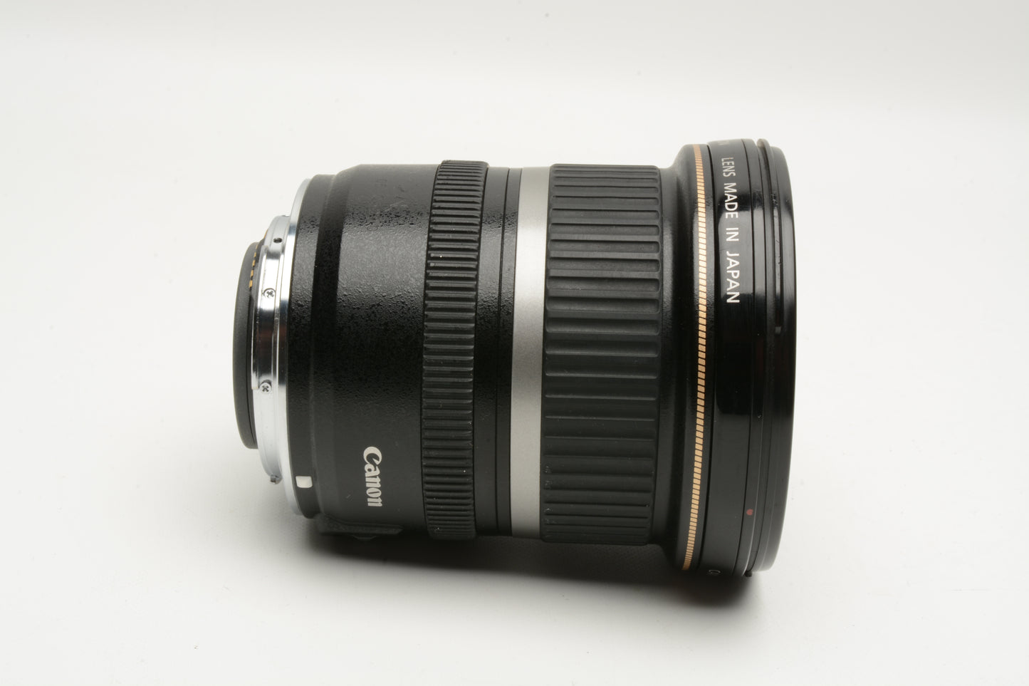 Canon EFS 10-22mm f3.5-4.5 USM zoom lens, caps, pouch +UV