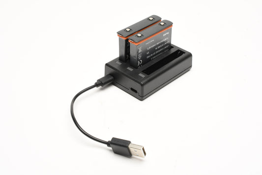 2X Insta360 X3 batteries + Triple charger, Great!