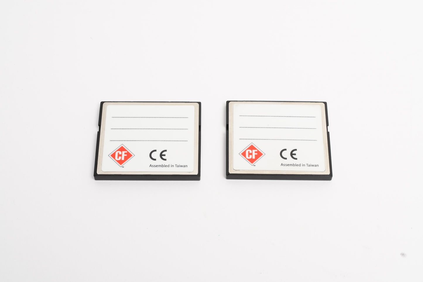 2x 32MB CF Compact Flash Cards in Dual Case, Formatted, Clean
