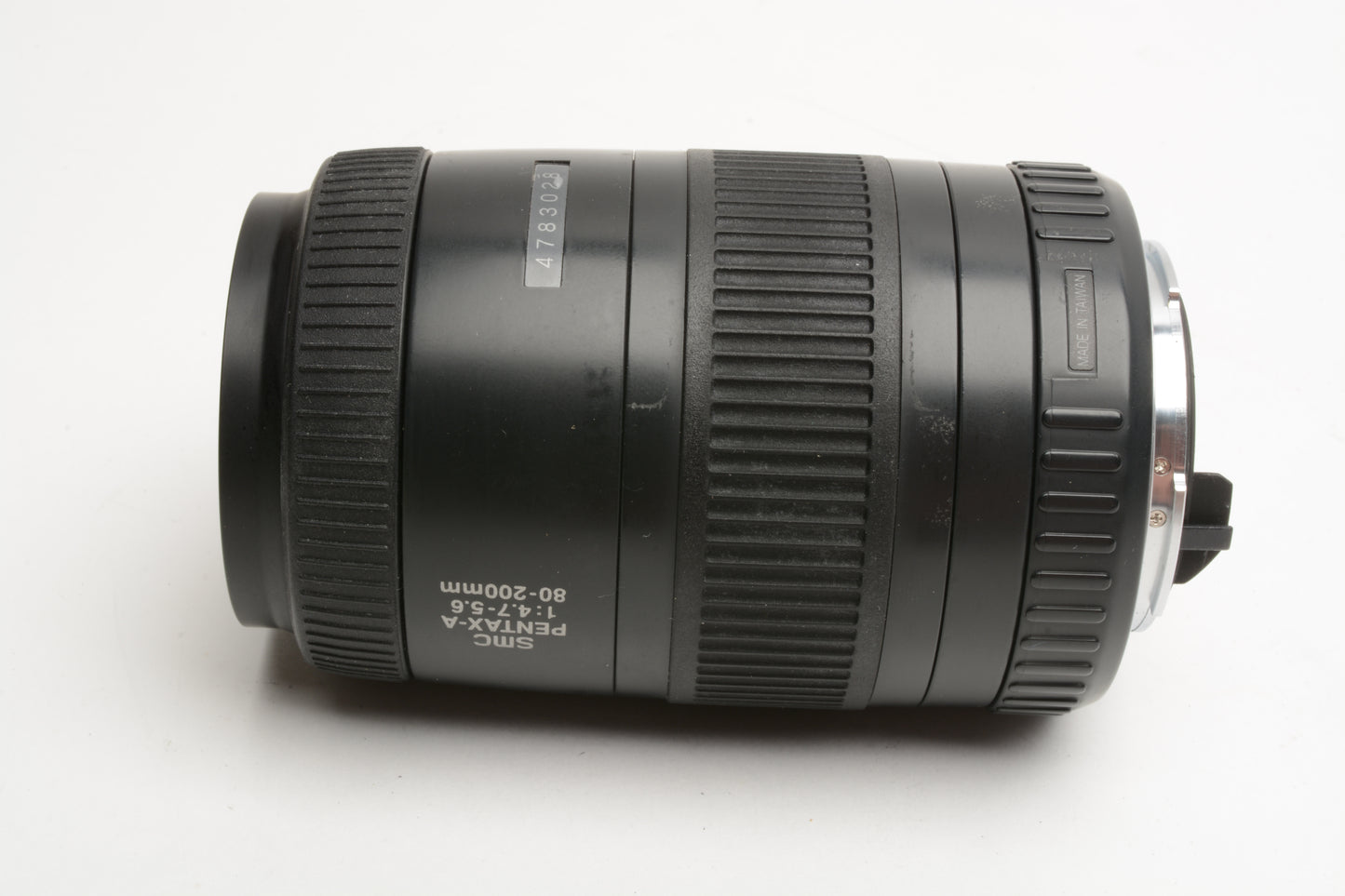 Pentax-A SMC AF 80-200mm F4.7-5.6 zoom lens, clean, compact, w/caps + Sky