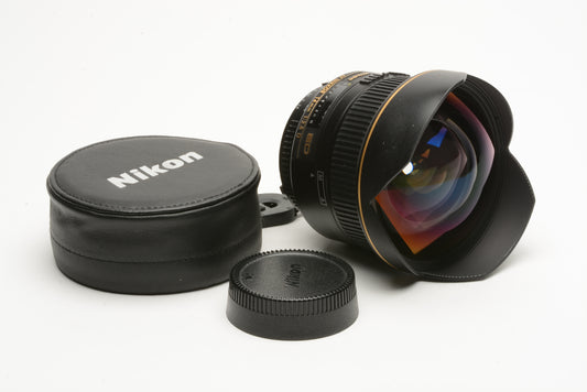 Nikon AF Nikkor 14mm f2.8D ED RF Aspherical lens, caps, Very clean and sharp