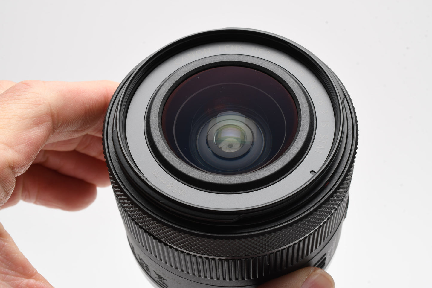 Canon RF 24-50mm f4.5-6.3 IS STM Compact zoom, Hood+UV, Good!