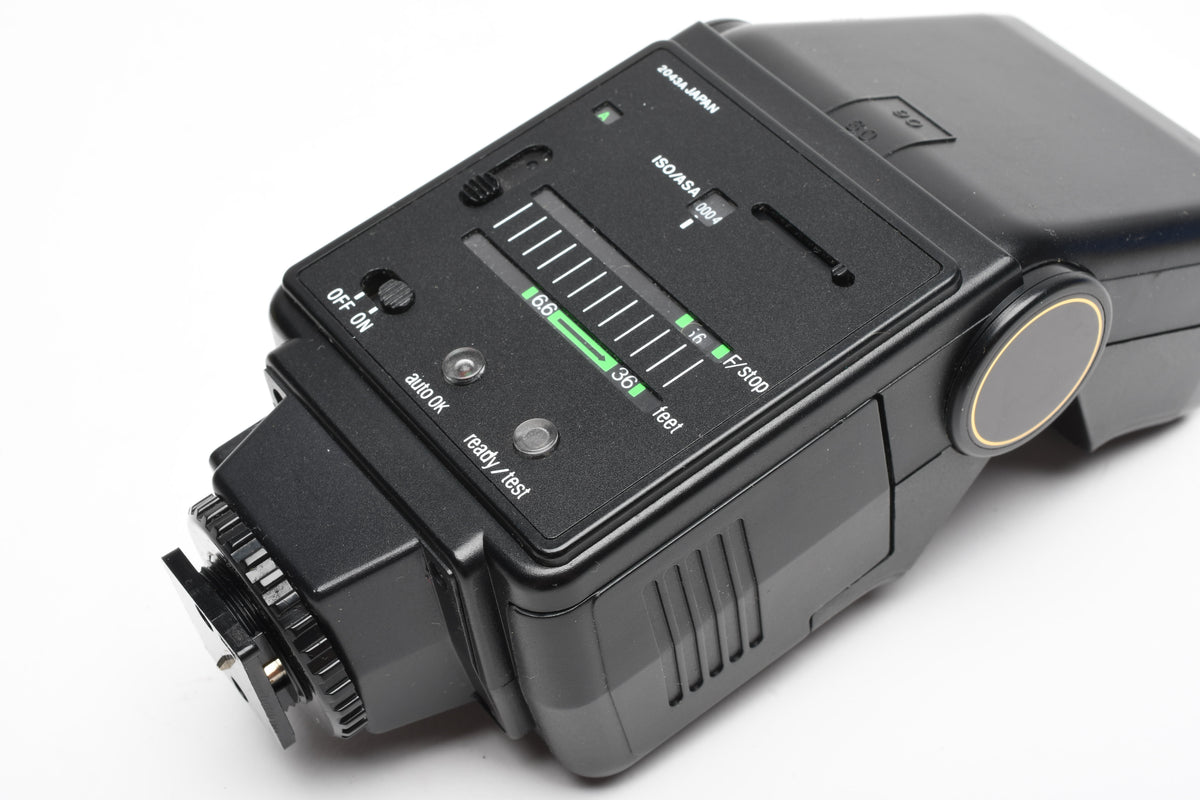 Sunpak Auto 222 Thyristor compact flash w/Diffuser, very clean, Tested