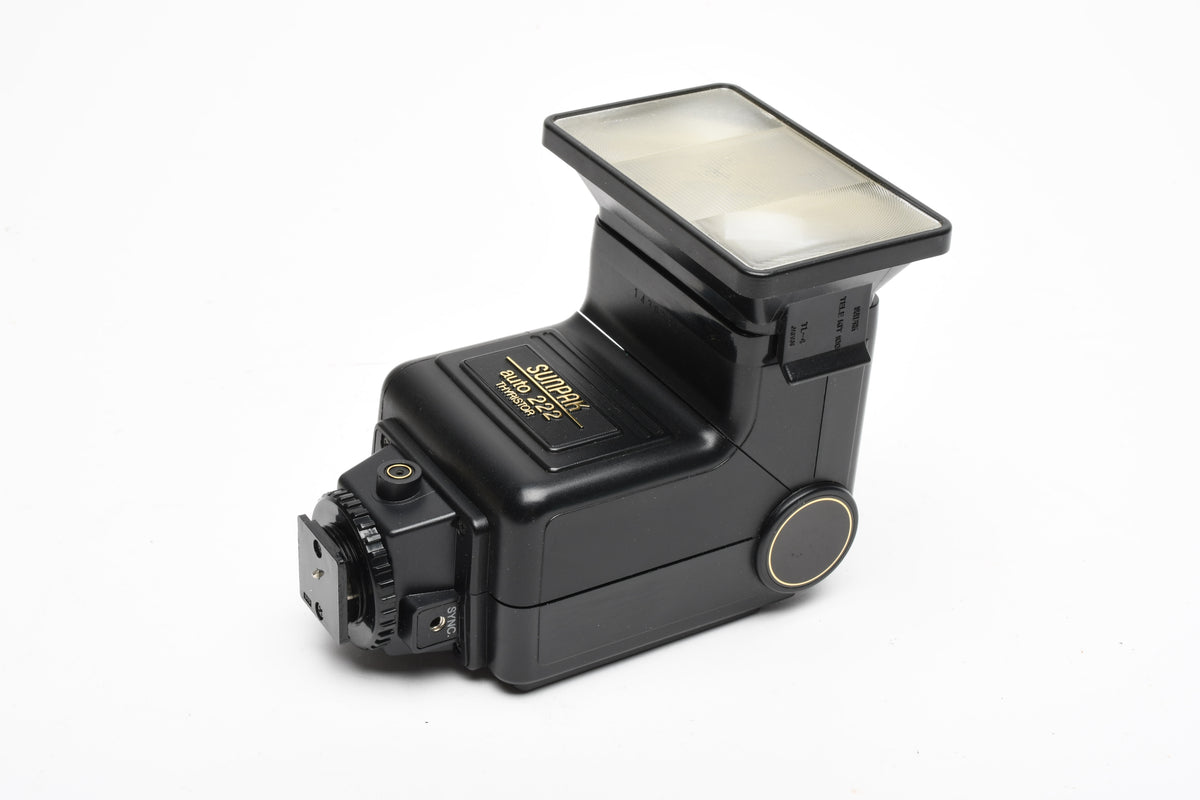 Sunpak Auto 222 Thyristor compact flash w/Diffuser, very clean, Tested
