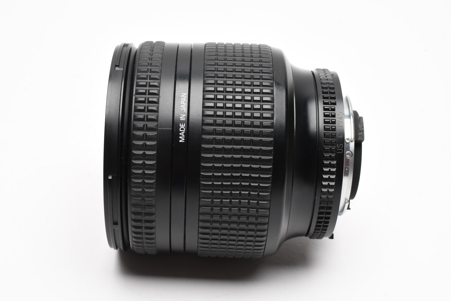 Nikon AF Zoom-Nikkor 24-120mm f3.5-5.6D zoom lens, Caps, Great!