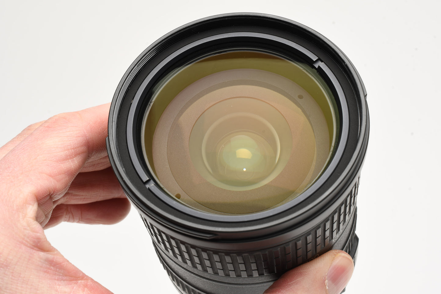 Nikon AF-S Nikkor 18-200mm F3.5-5.6 G ED VR DX, caps, UV, Great! *Read