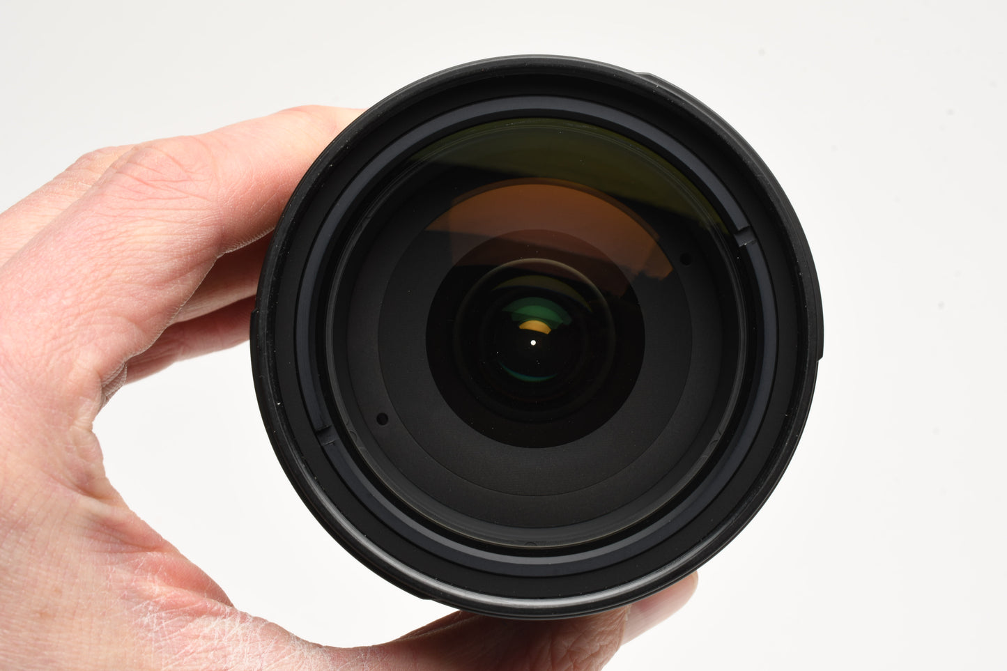 Nikon AF-S Nikkor 18-200mm F3.5-5.6 G ED VR DX, caps, UV, Great! *Read