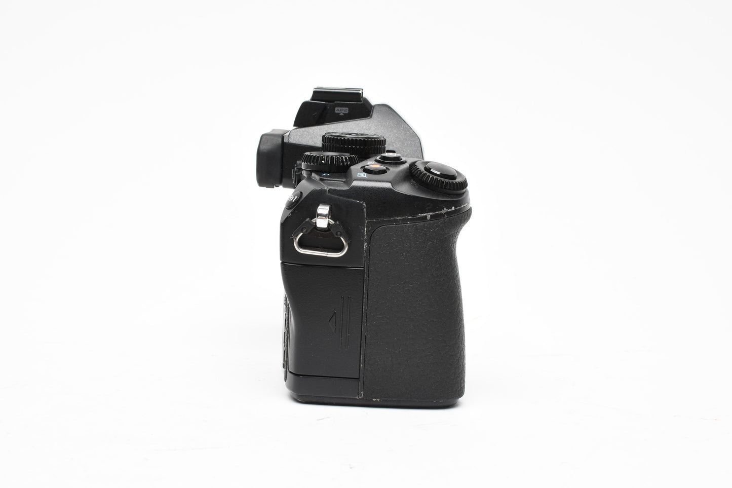 Olympus OM-D E-M1 Mirrorless Body w/ Batt, Charger, Strap, 13k Acts