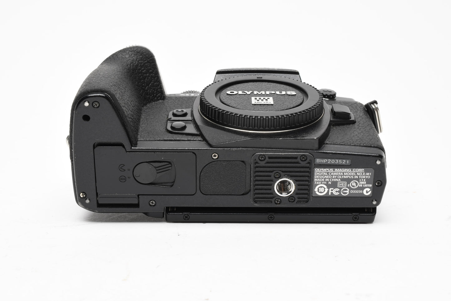 Olympus OM-D E-M1 Mirrorless Body w/ Batt, Charger, Strap, 13k Acts