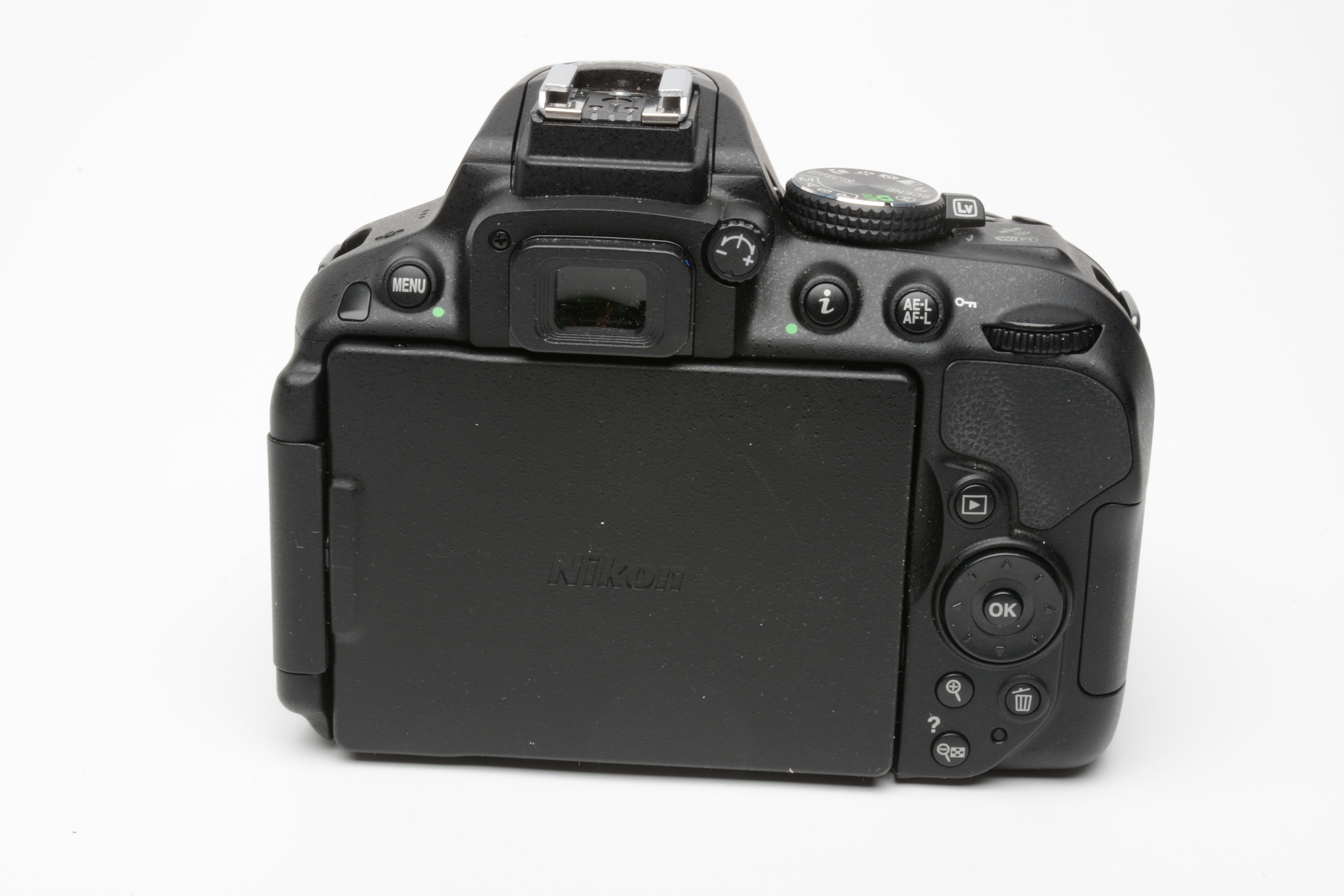 Nikon D5300 DSLR w/Nikkor 18-55mm VR, 2X batts+charger Only 2120 