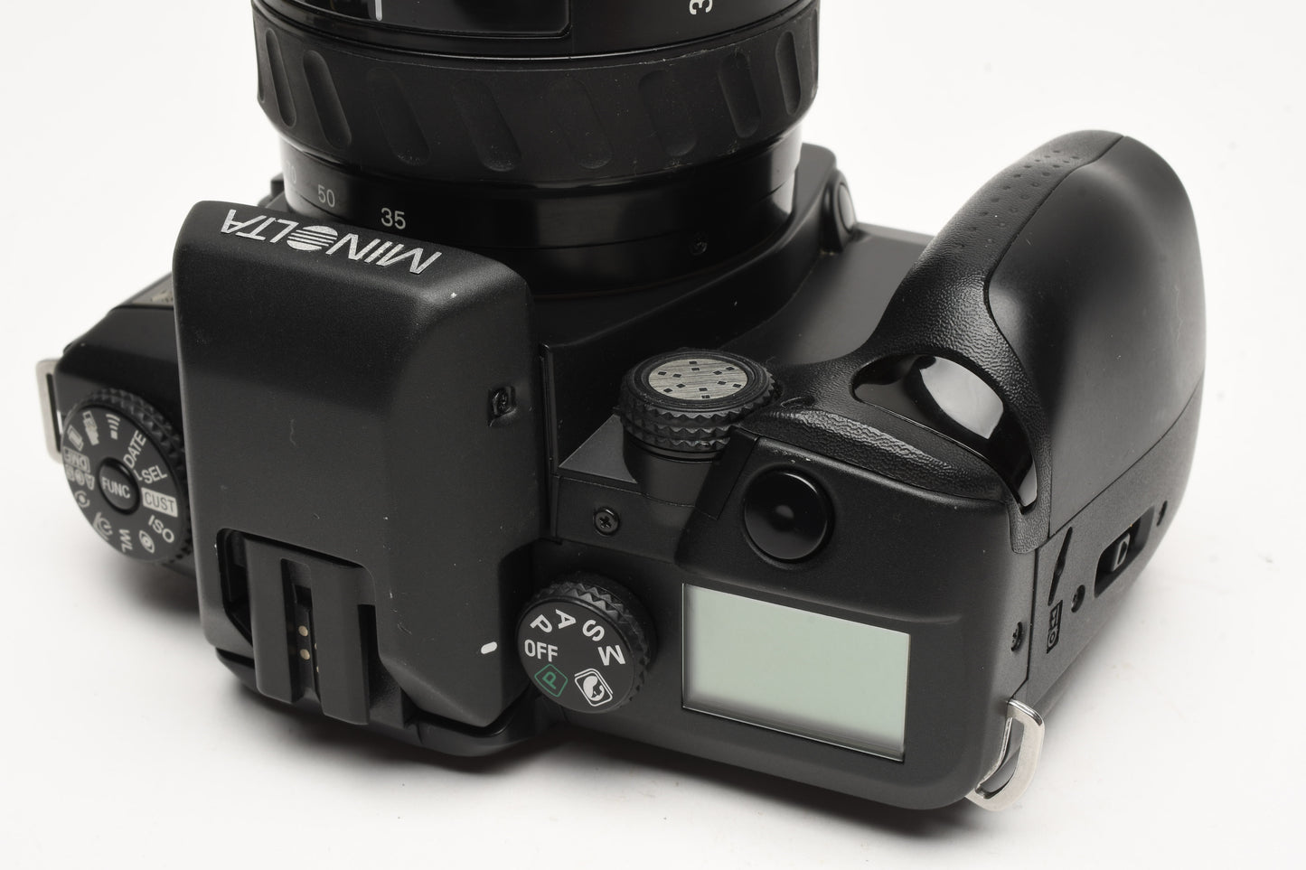 Minolta Maxxum 70 35mm SLR w/AF 35-105mm f3.5-4.5 compact zoom bundle, Great!