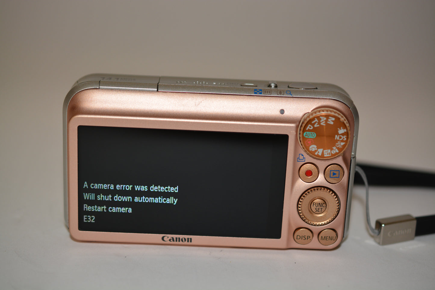 Canon Powershot SX210 IS 14X Zoom 14.1MP Digital Point&Shoot (Rose Gold) *Read