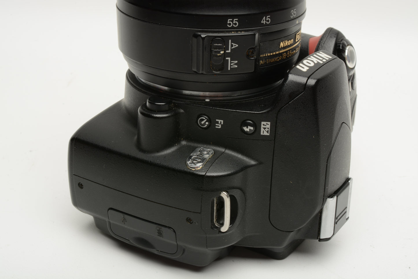 Nikon D40X body w/Nikkor 18-55mm f3.5-5.6 G II, batt, charger, Only 6505 acts!