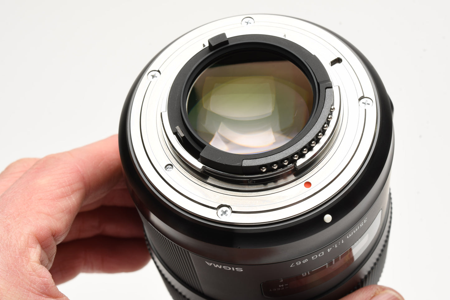 Sigma USA 35mm f1.4 DG Art lens, caps + lens hood, barely used, Nikon AF Mount, USA