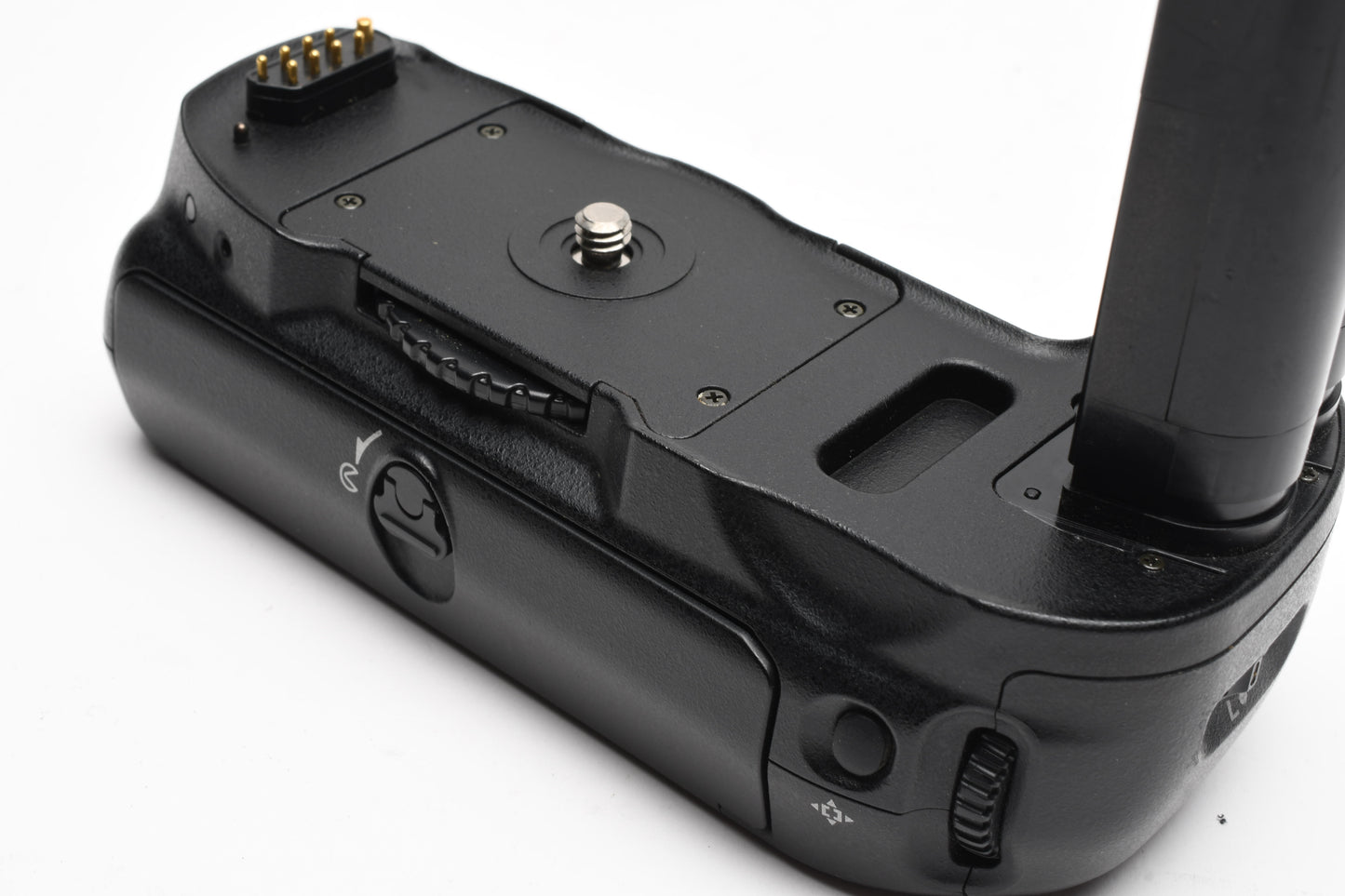 Nikon MB-D100 Battery Grip, Tested, Clean