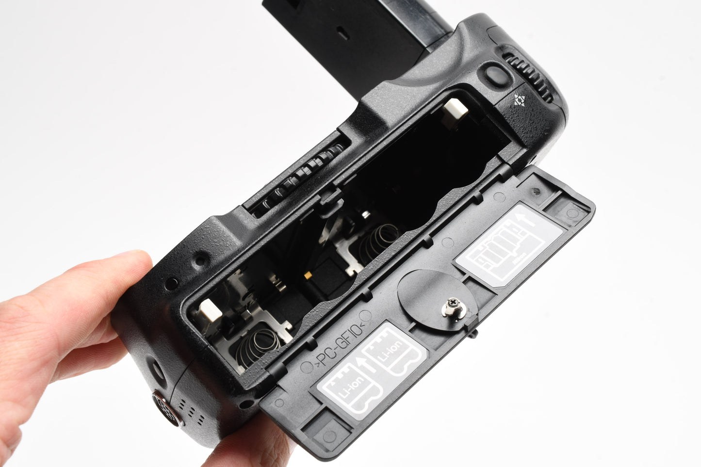 Nikon MB-D100 Battery Grip, Tested, Clean