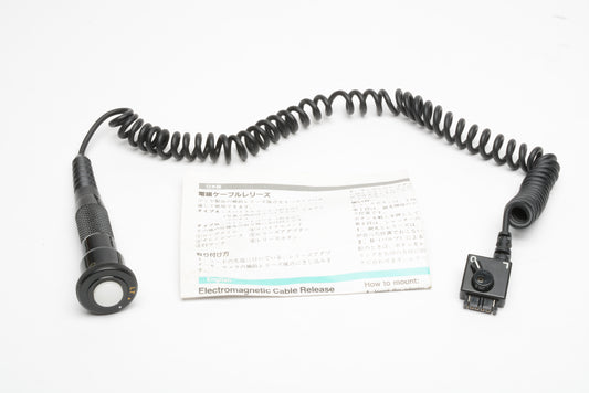 Mamiya Electromagnetic cable release w/Instructions, Very clean