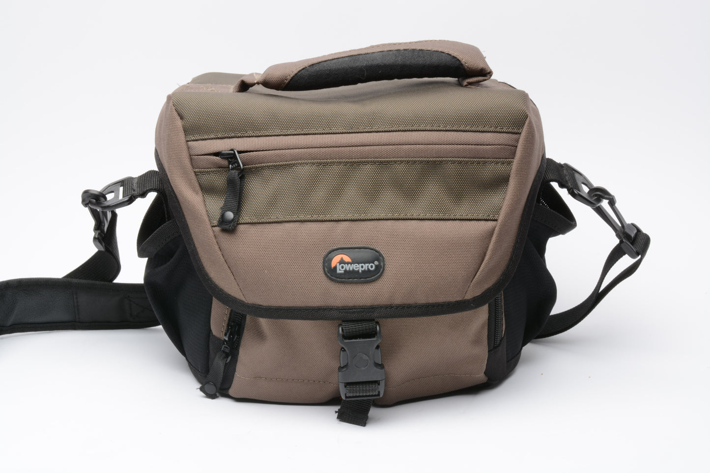 Lowepro Nova 160AW Chestnut Brown with Black Trim, Very clean, weatherproof