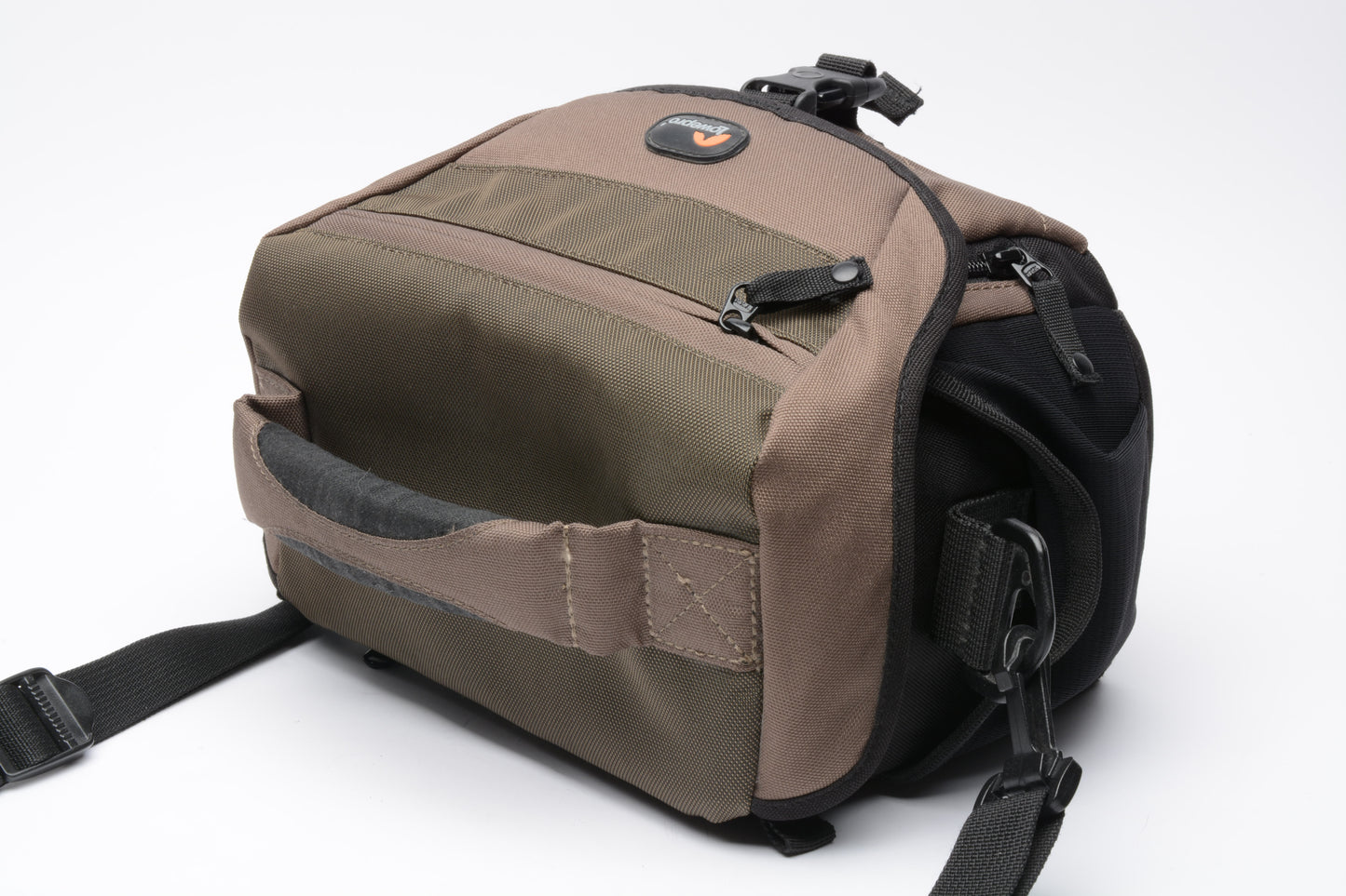 Lowepro Nova 160AW Chestnut Brown with Black Trim, Very clean, weatherproof