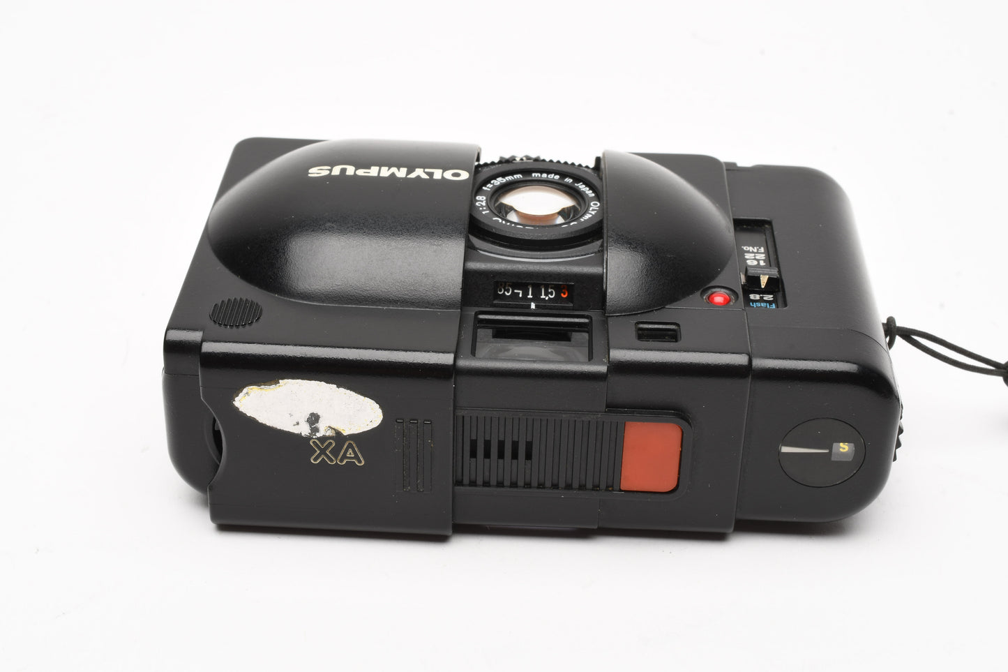 Olympus XA 35mm compact camera w/35mm f2.8 lens, strap, new seals, case