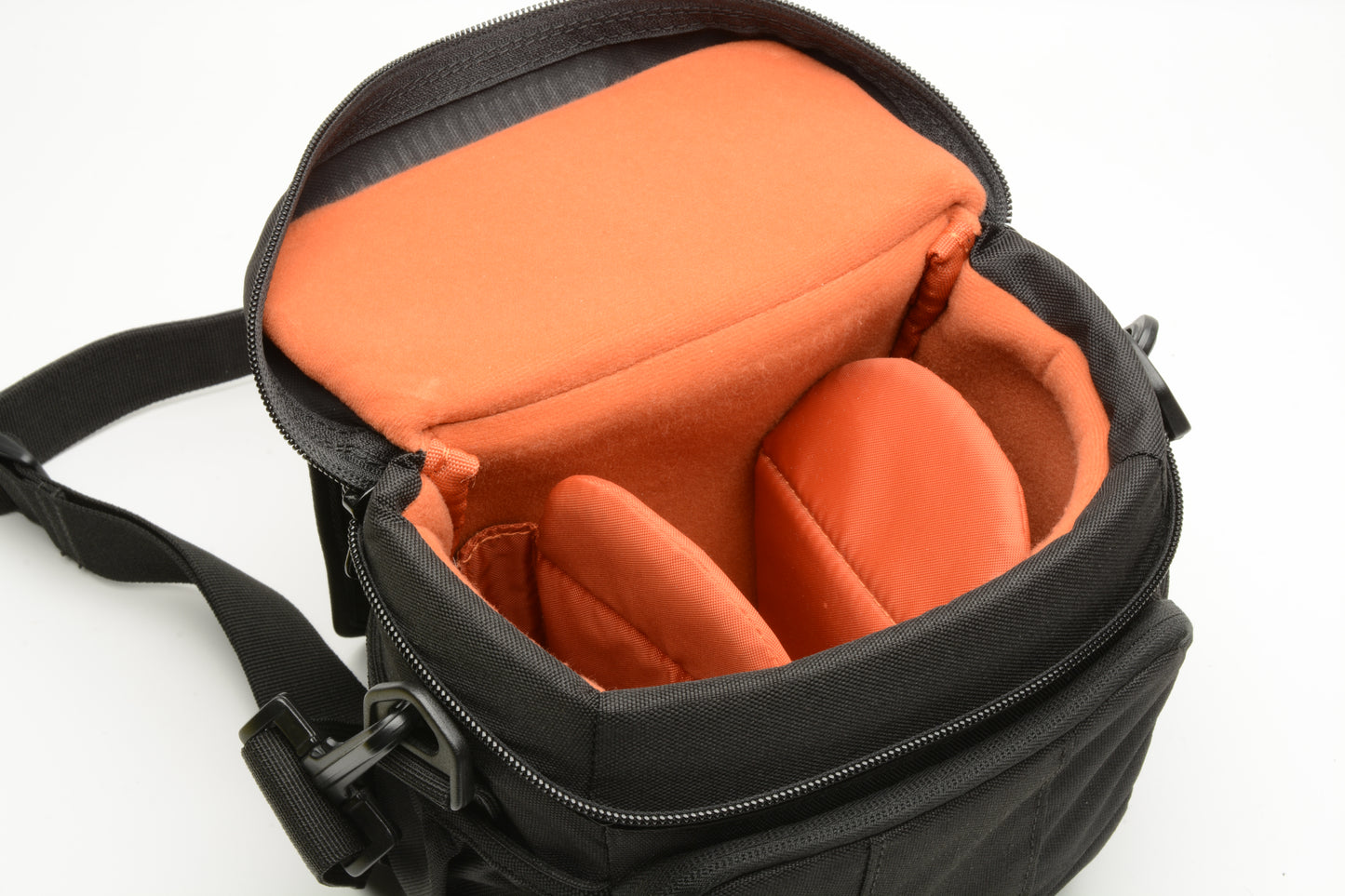 Lowepro Adventura 140 camera case shoulder bag, very clean, Great!