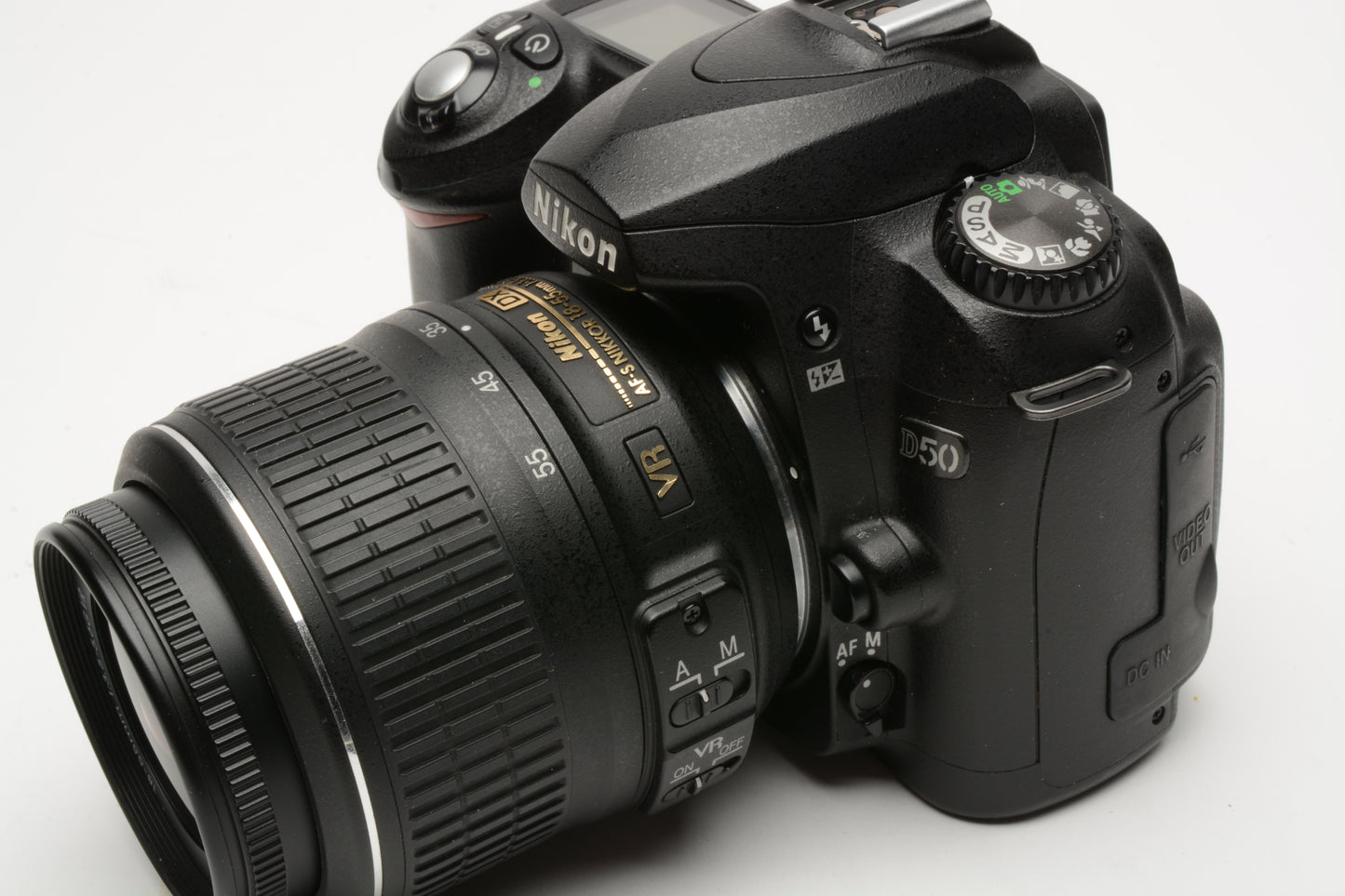 Nikon D50 DSLR body w/18-55mm f3.5-5.6G VR, batt, charger, USB, SD, 13K Acts