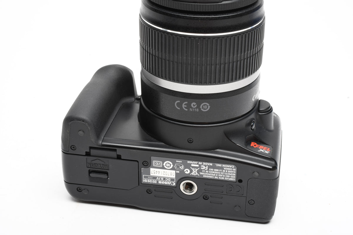 Canon EOS Rebel XS DSLR w/18-55mm f3.5-5.6 IS zoom, 2X batts+charger+manual++