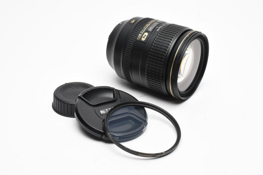 Nikon AF-S Nikkor 24-120mm f4G ED VR N zoom lens, Good! Sharp!