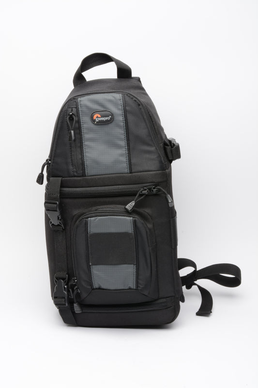 Lowepro SlingShot 102 AW sling pack, nice, clean