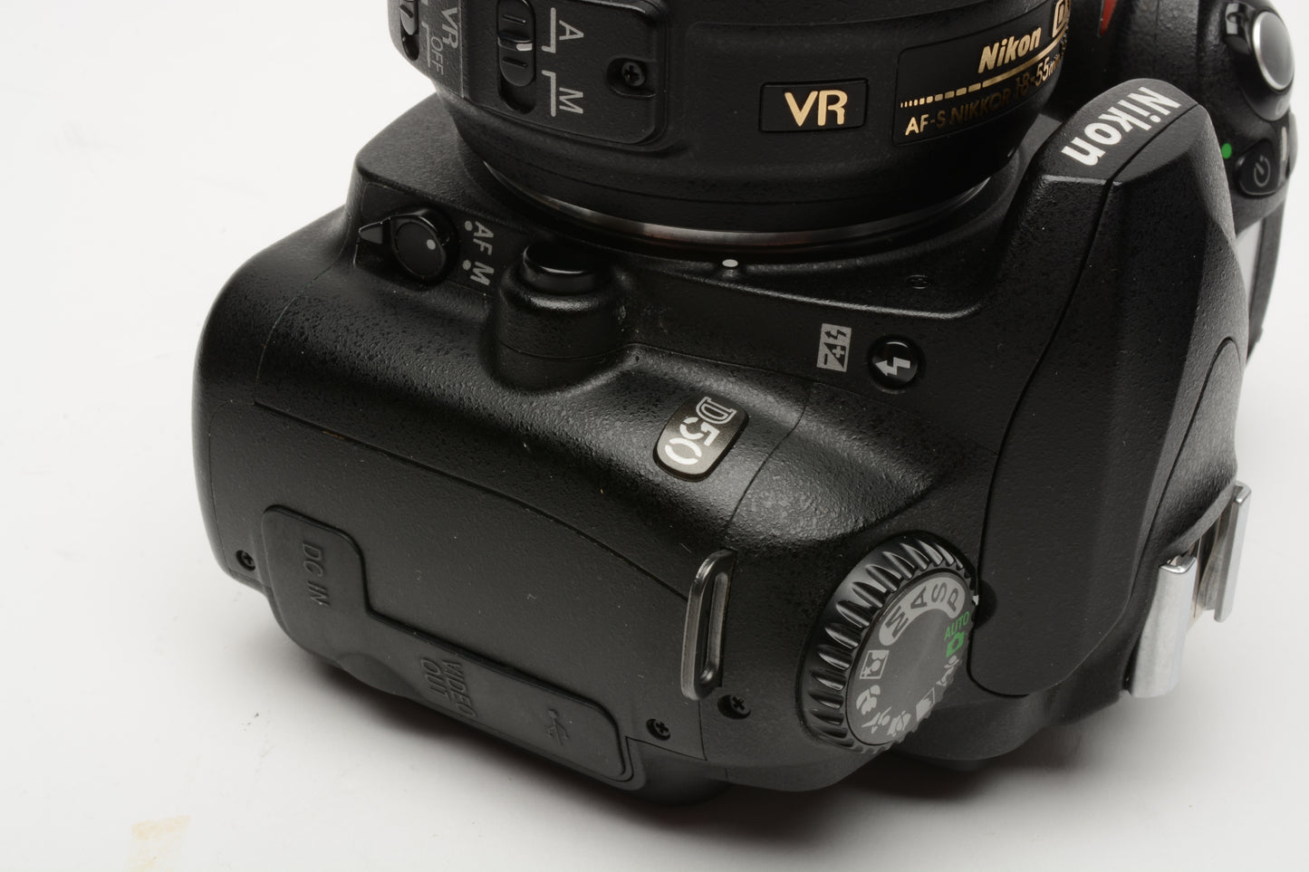 Nikon D50 DSLR body w/18-55mm f3.5-5.6G VR, batt, charger, USB, SD, 13K Acts