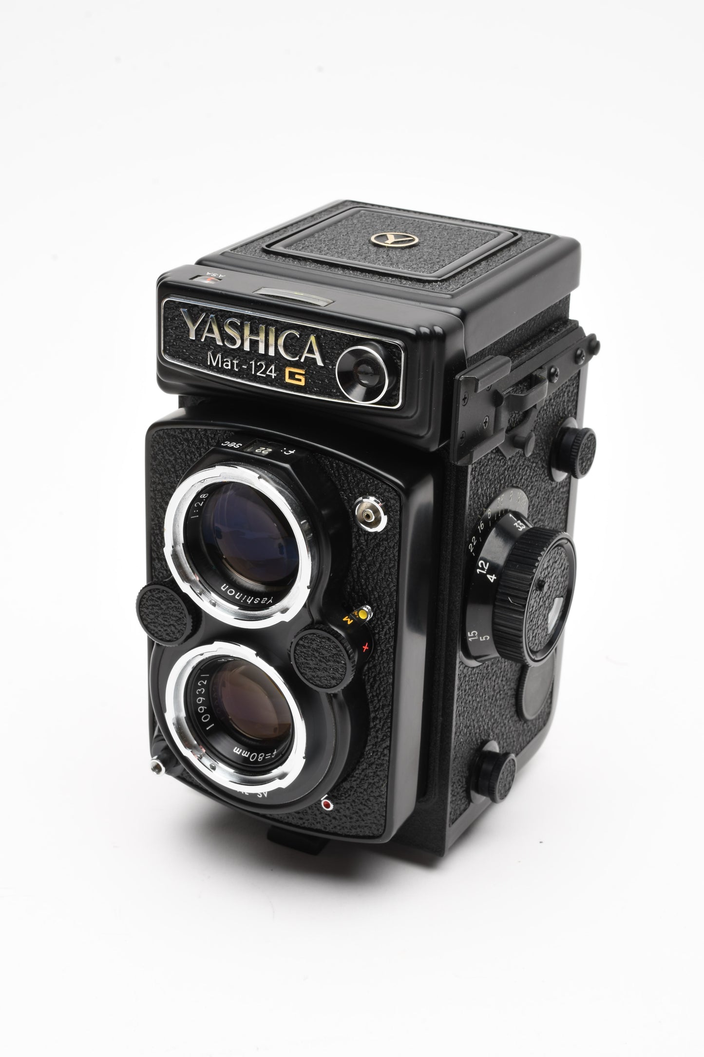 Yashica Mat 124G 120 TLR camera w/80mm f3.5 lens, tested, works great, Mint-