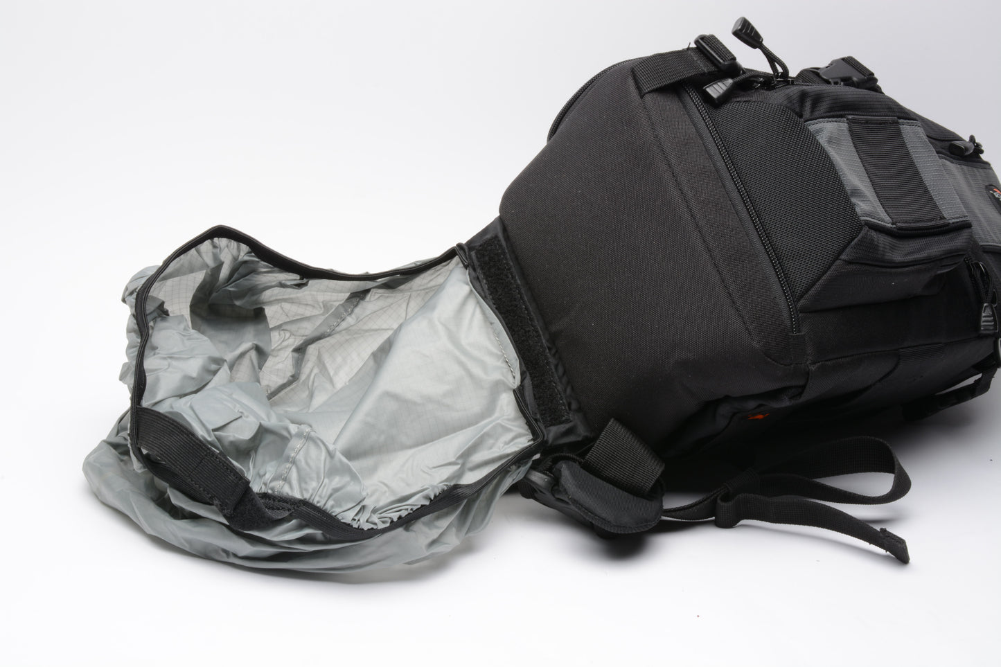 Lowepro SlingShot 102 AW sling pack, nice, clean