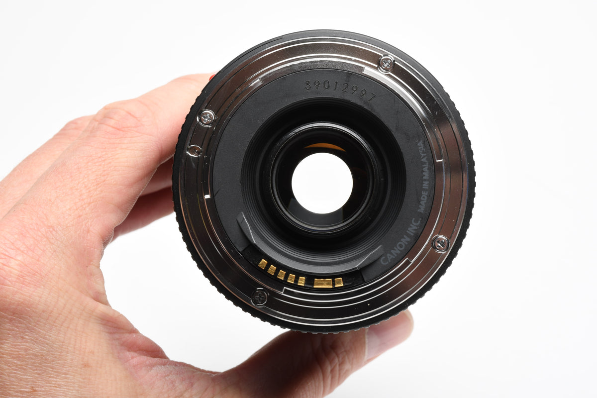 Canon EF 75-300mm f4-5.6 III Telephoto zoom, caps + UV, Kepper